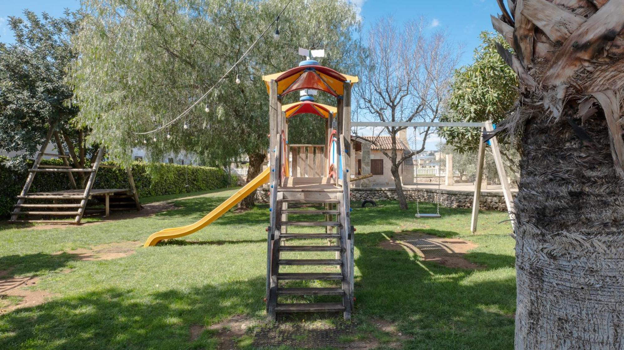 Borgo Specchia Natural Resort Exterior photo