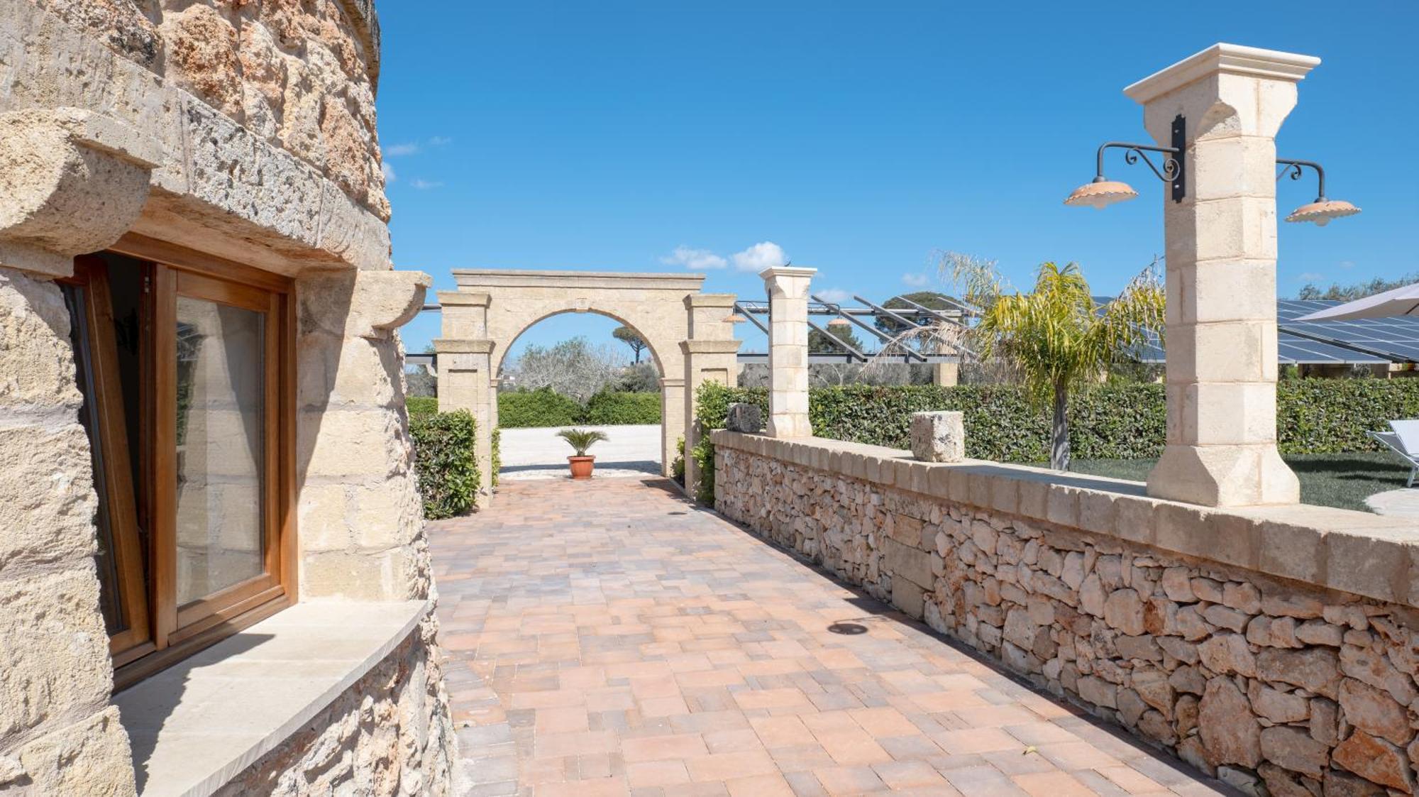 Borgo Specchia Natural Resort Exterior photo
