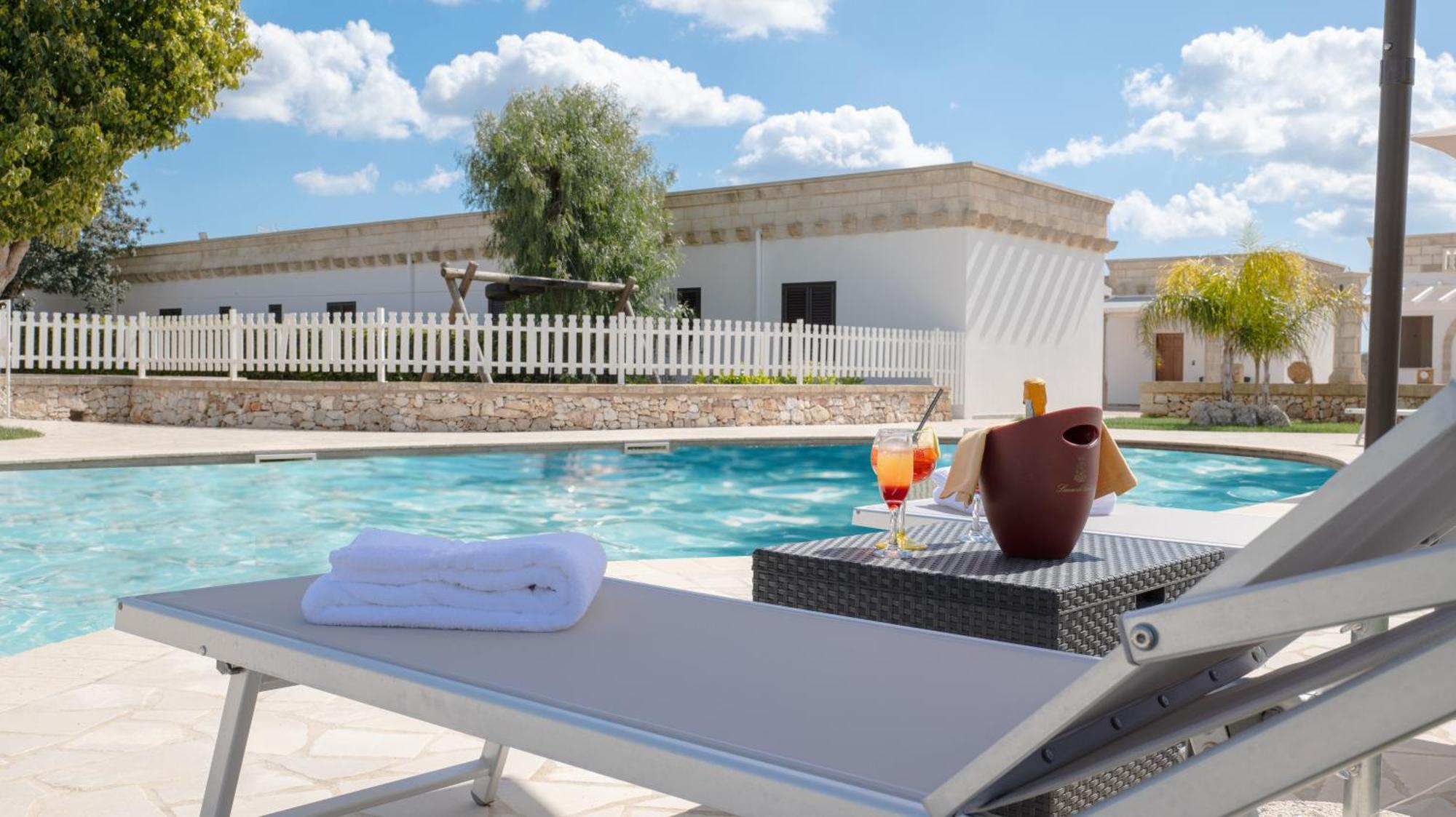 Borgo Specchia Natural Resort Exterior photo